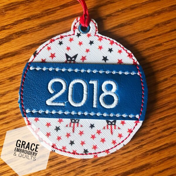 Personalized Christmas Ornament, 2018 Ornament, vinyl ornament - Image 2